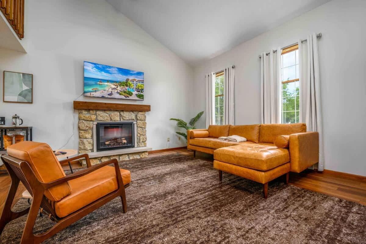 Family Friendly And Quite 2 Bedroom Condo Close To Fun Fort Wayne Esterno foto